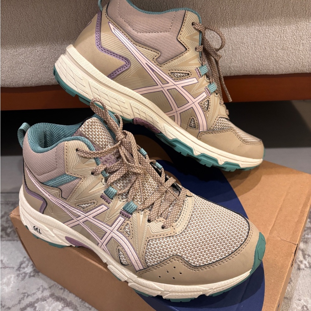 ASICS sneakers Gel-Venture 8MT size 6